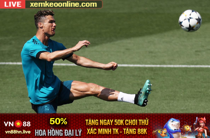 Ronaldo tap luyen tai Real Madrid thay vi ve que nha 3