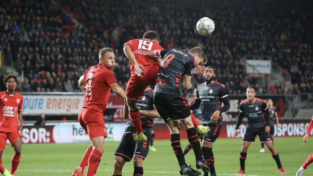 nhan dinh Emmen vs Twente