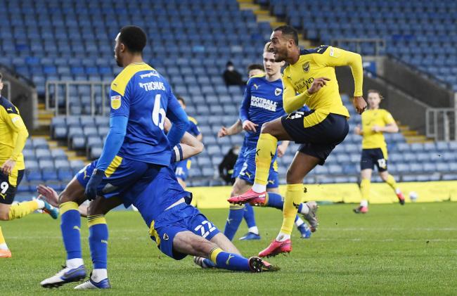 Soi keo nha cai AFC Wimbledon vs Oxford United ngay 21 04 2021 Hang cong bung no 1