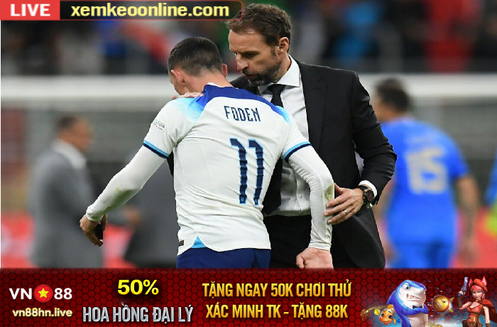 Phil Foden du bi tai tuyen Anh 2